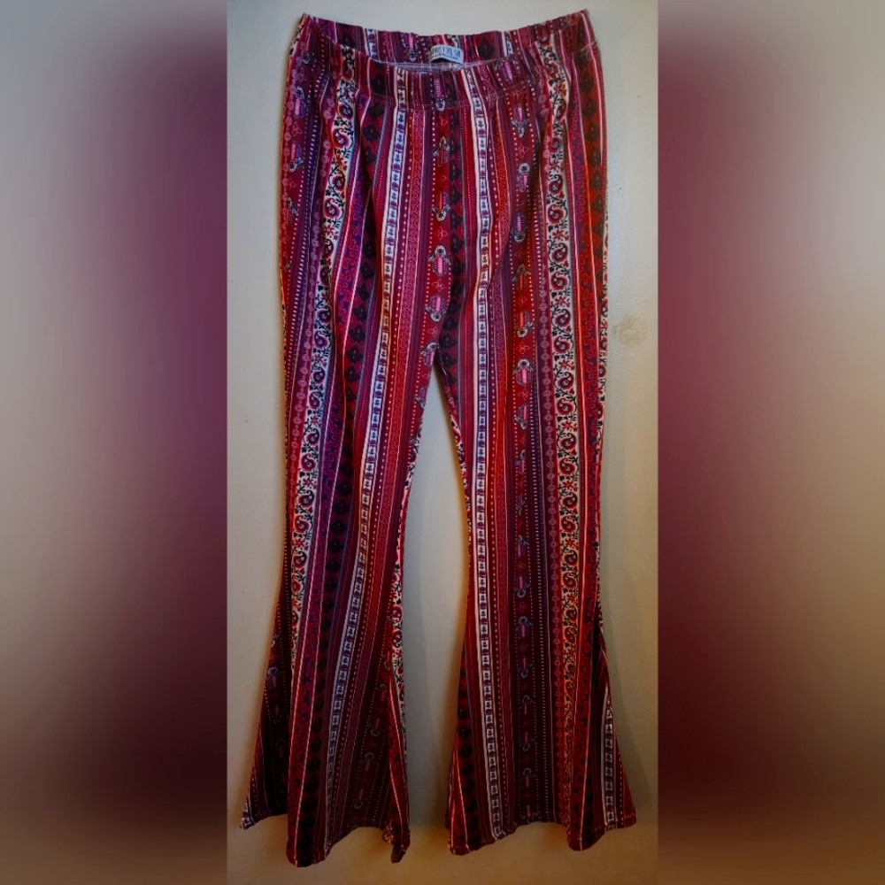 Daisy Del Sol flare leg pants